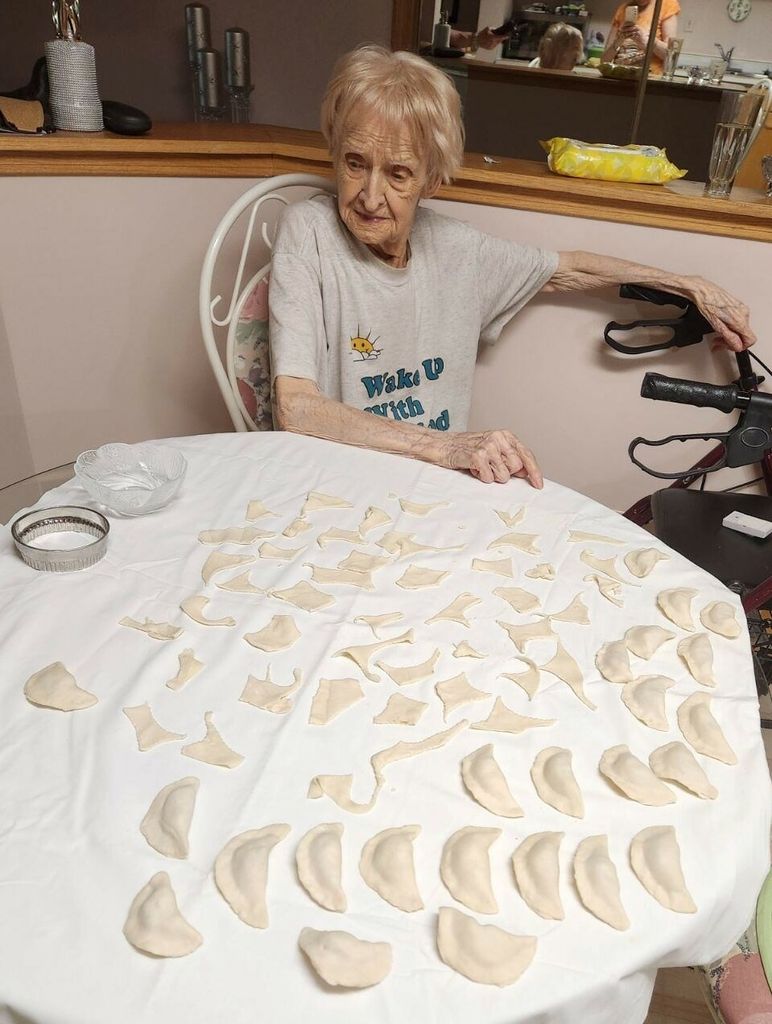 Phyllis Helen Twordik