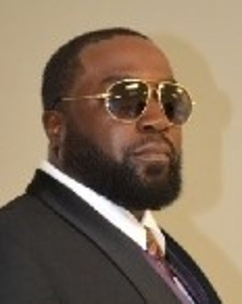 Mr. Carlos Antonio Middleton