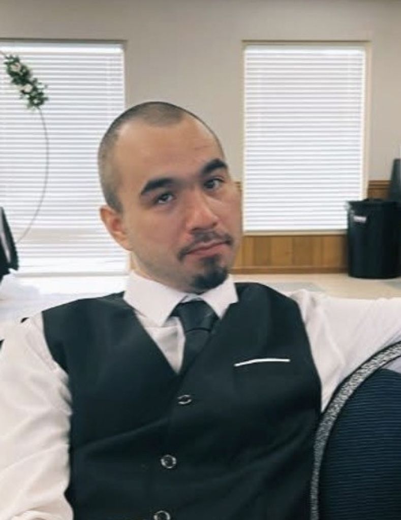 Pedro Salinas Profile Photo