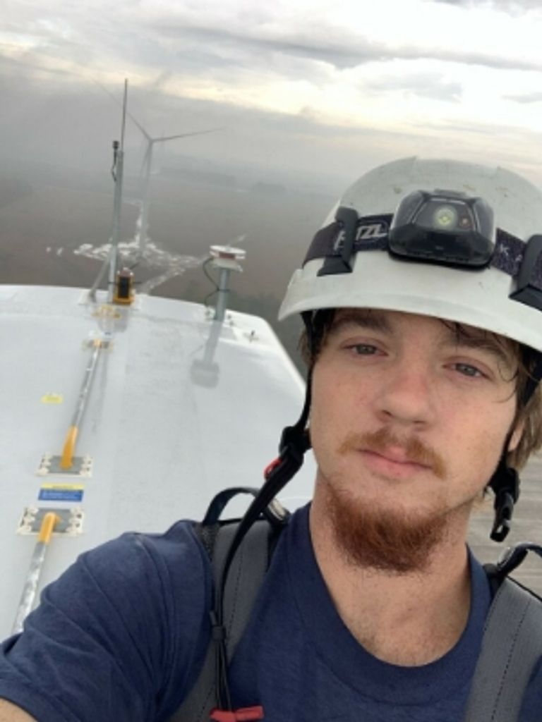 Dustin Joseph Molnar Profile Photo