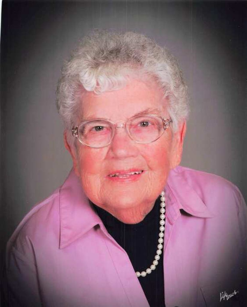 Myriel Alzina (Powers)  Akershoek