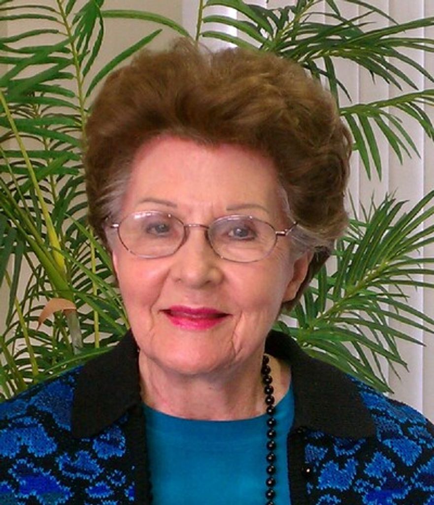 Lois Mckeown Watts Profile Photo