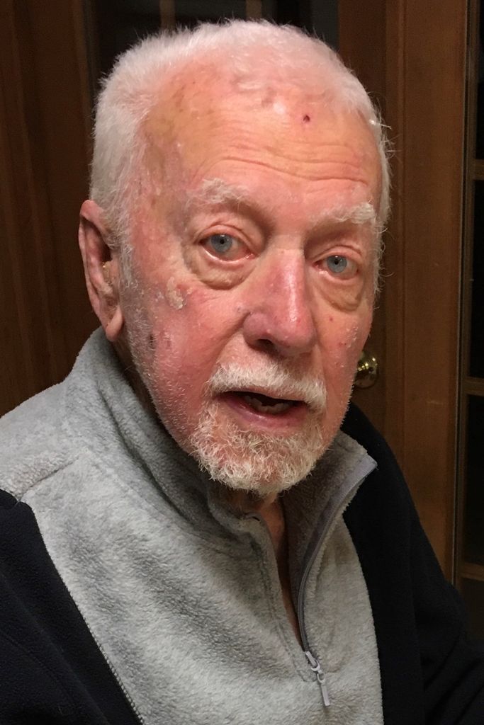 Robert Morgan Wood Profile Photo