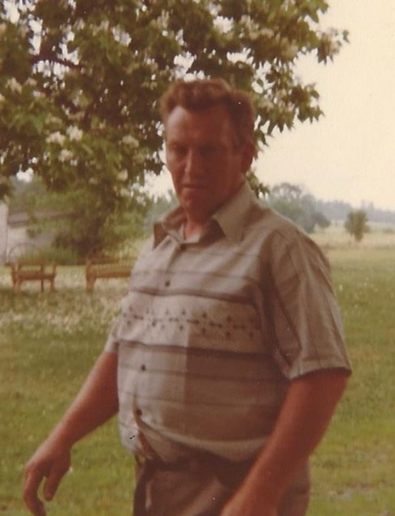 Lowell Dye