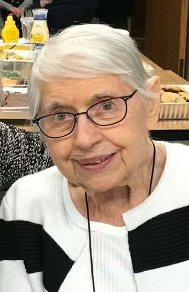 Evelyn Thompson