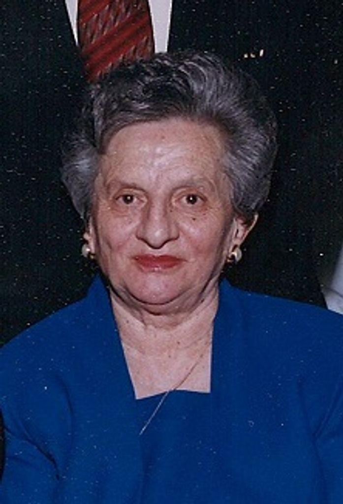 Eleni Kobuzi