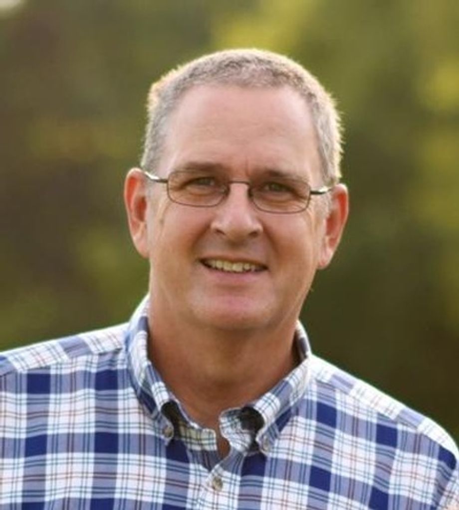 R. Mac Harkey Profile Photo