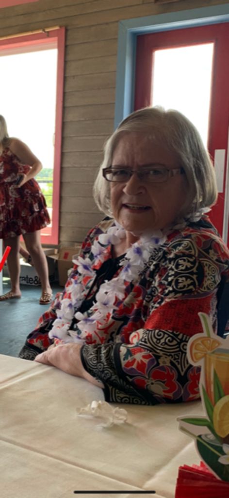 Linda Williamson Profile Photo