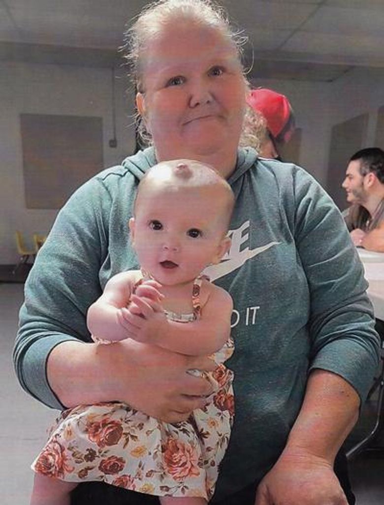 Lori Elizabeth Lintecum Profile Photo