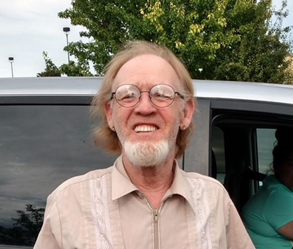 Robert Earl Smith
