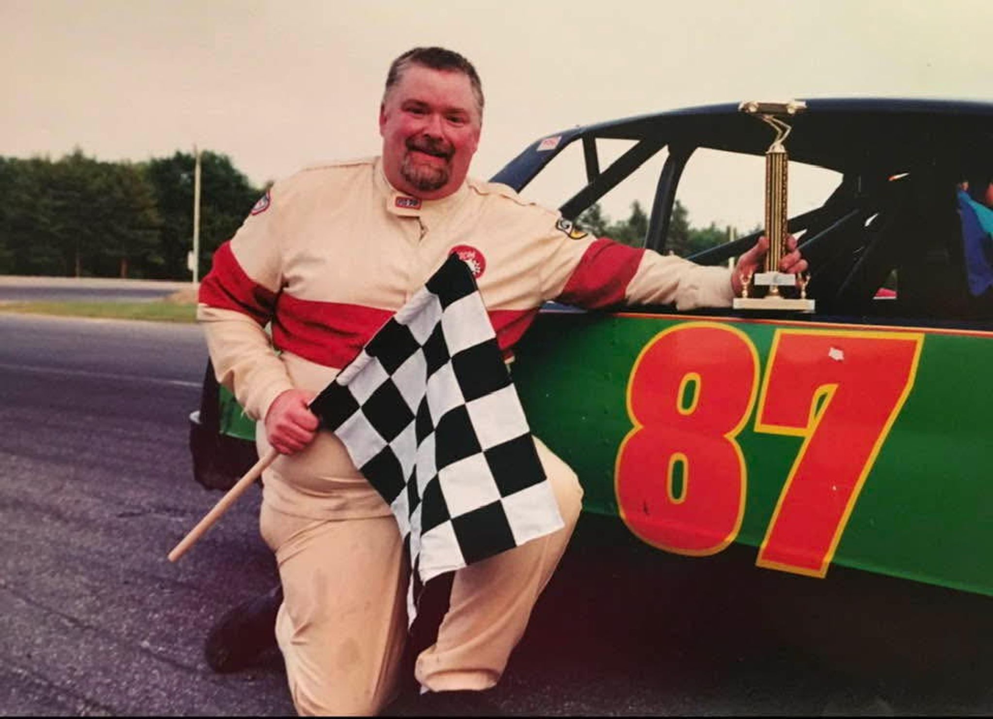 Cover for Robert Wayne Collett, Jr.'s Obituary