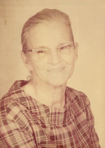 Minnie Lois Crosby Stokes photo gallery thumbnail 14 of 46