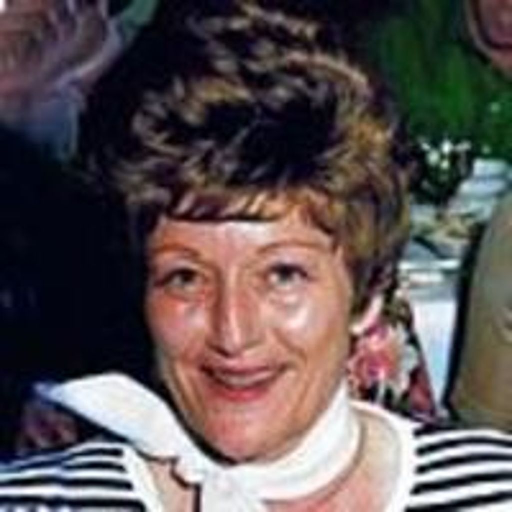Donna Easthouse