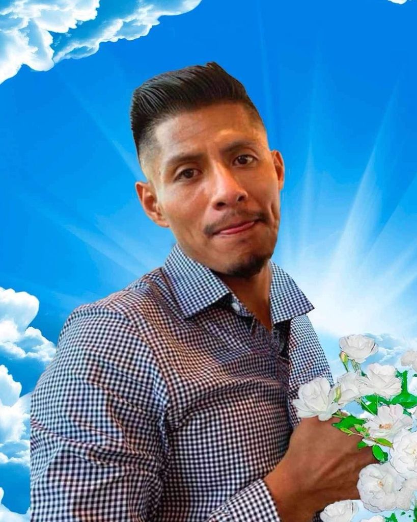 EDGAR HOYOS ORTEGA