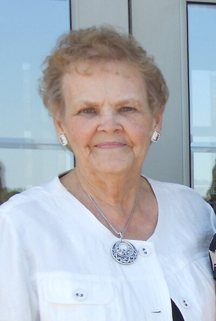 Geraldine (Deannie) Nystrom Fish Profile Photo