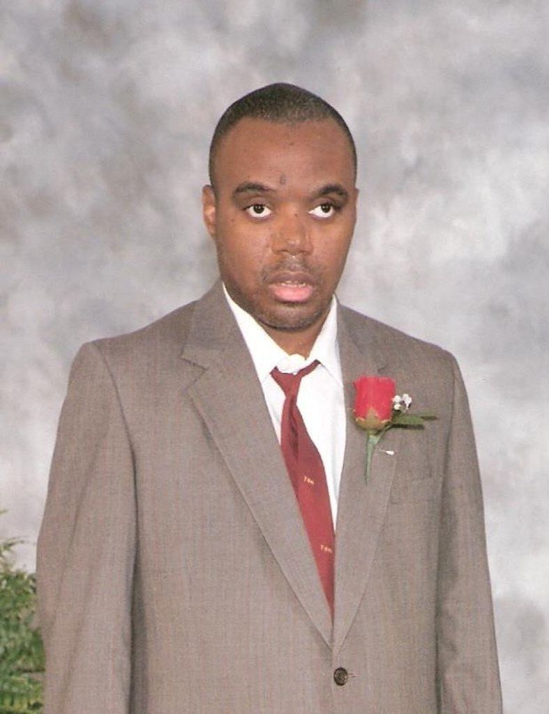 Kenneth La "Pooh Bear" Verne Holliday