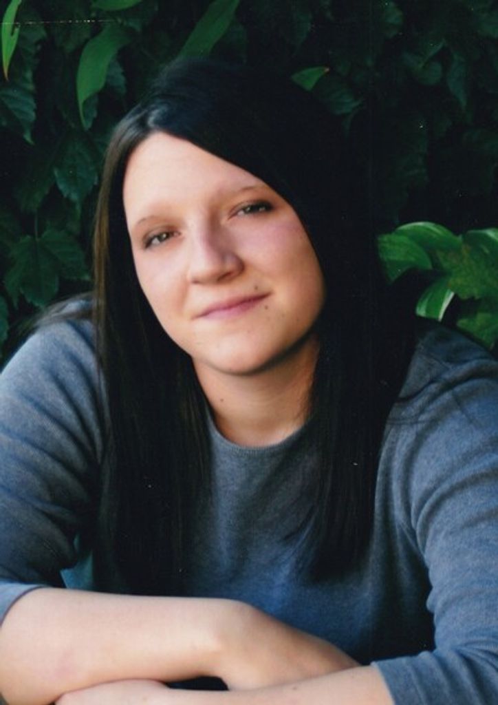 Stephanie Renee Scott Profile Photo