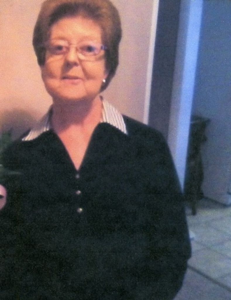 Linda Kaye (Elkins)  Martin