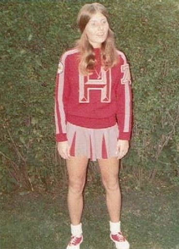 Wendy Palomo photo gallery thumbnail 4 of 173