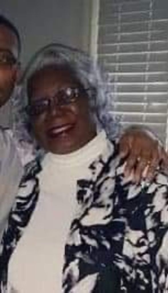 Brenda Marshall Profile Photo