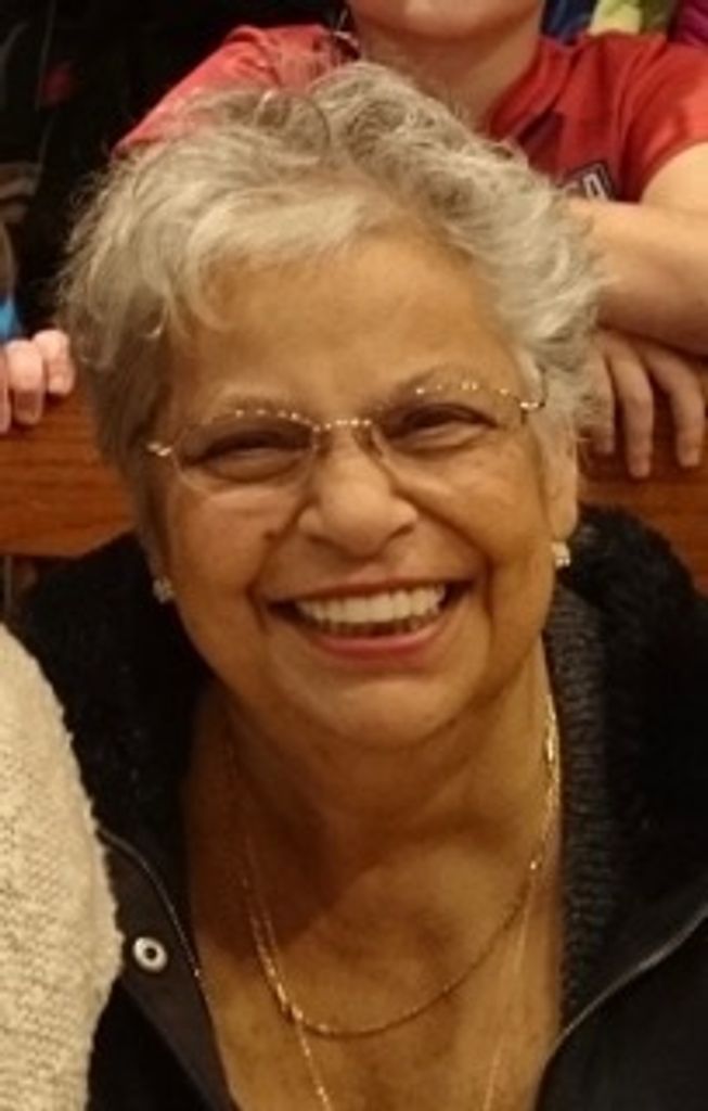 Donna Marie Stathoulopoulos