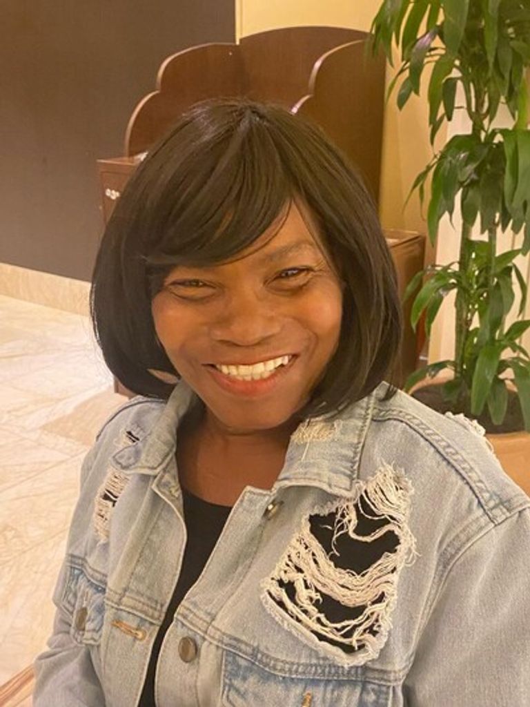 Ms.Mavis King Profile Photo