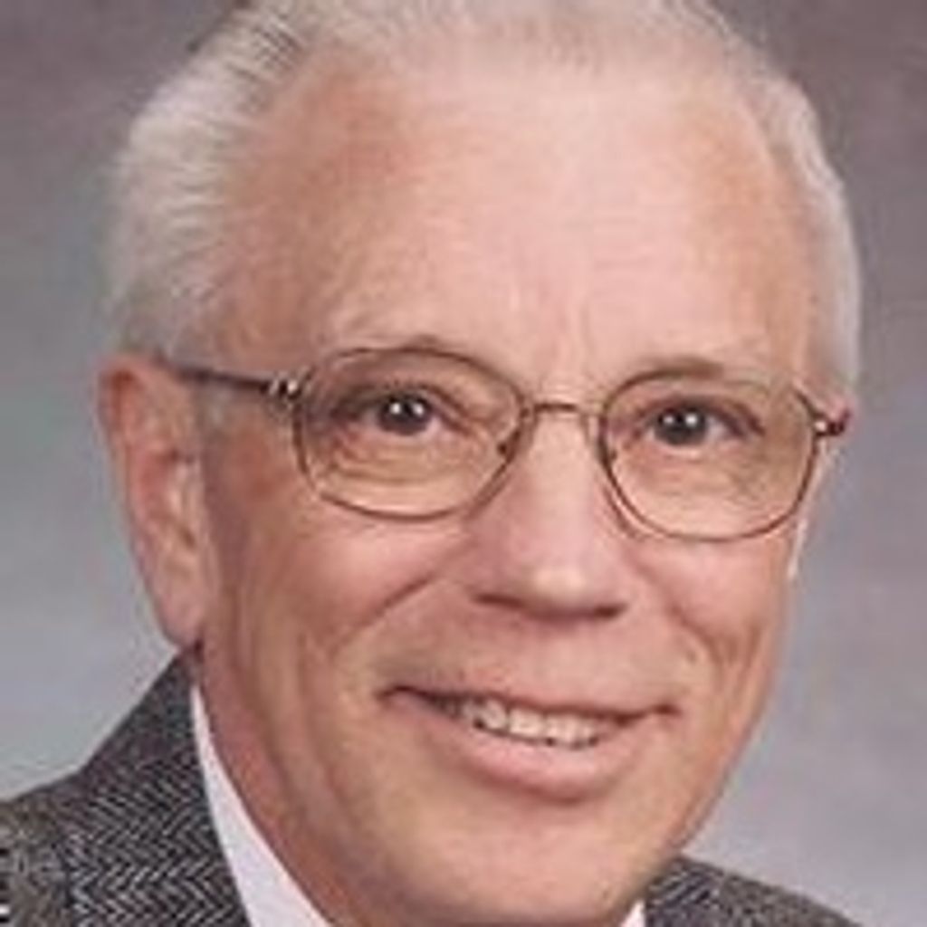 Loren  W. Lind