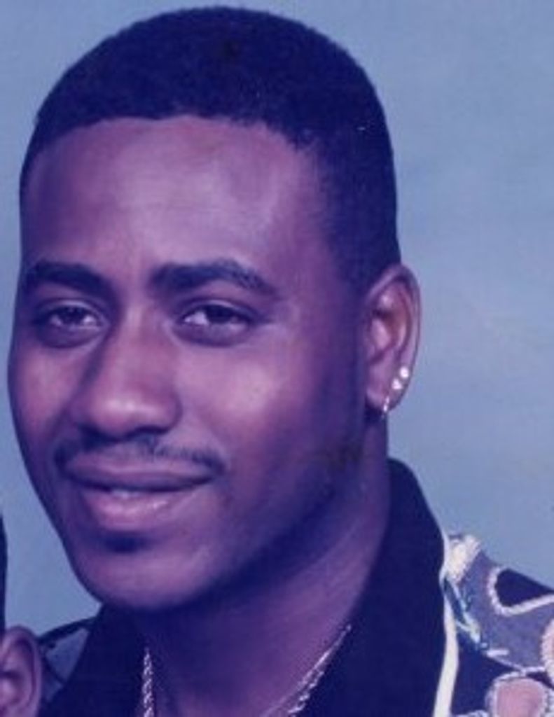 Tyrone Carothers Profile Photo