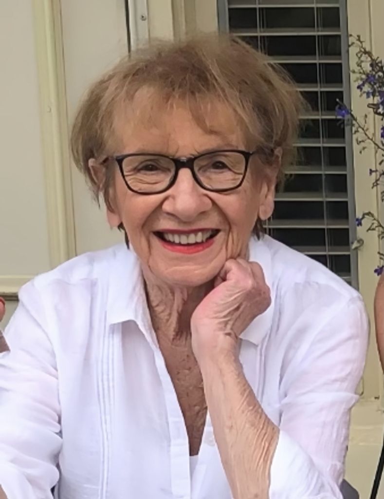 Suzanne "Sue" Schrader Profile Photo