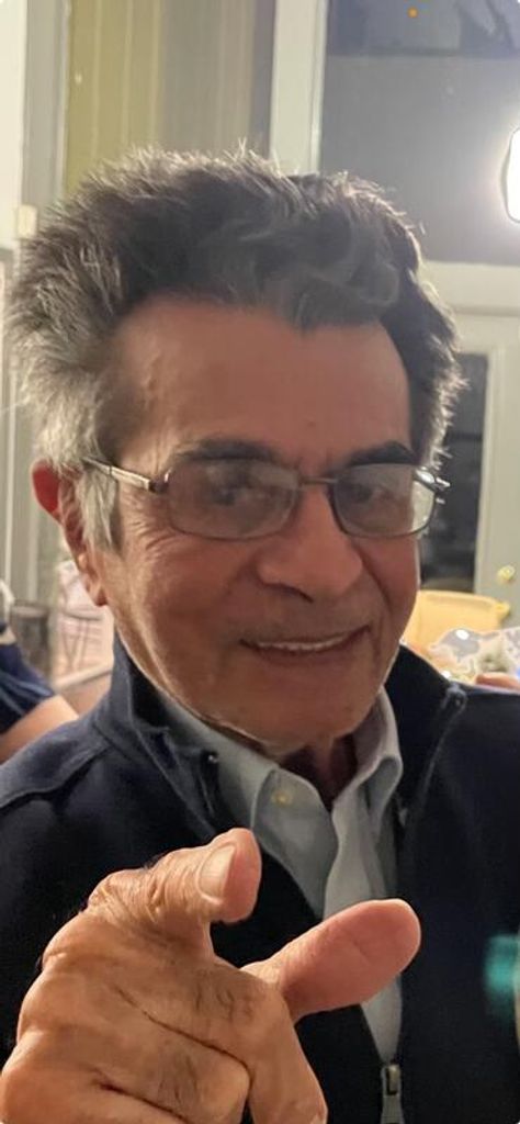 Juan “Roberto” Aguirre