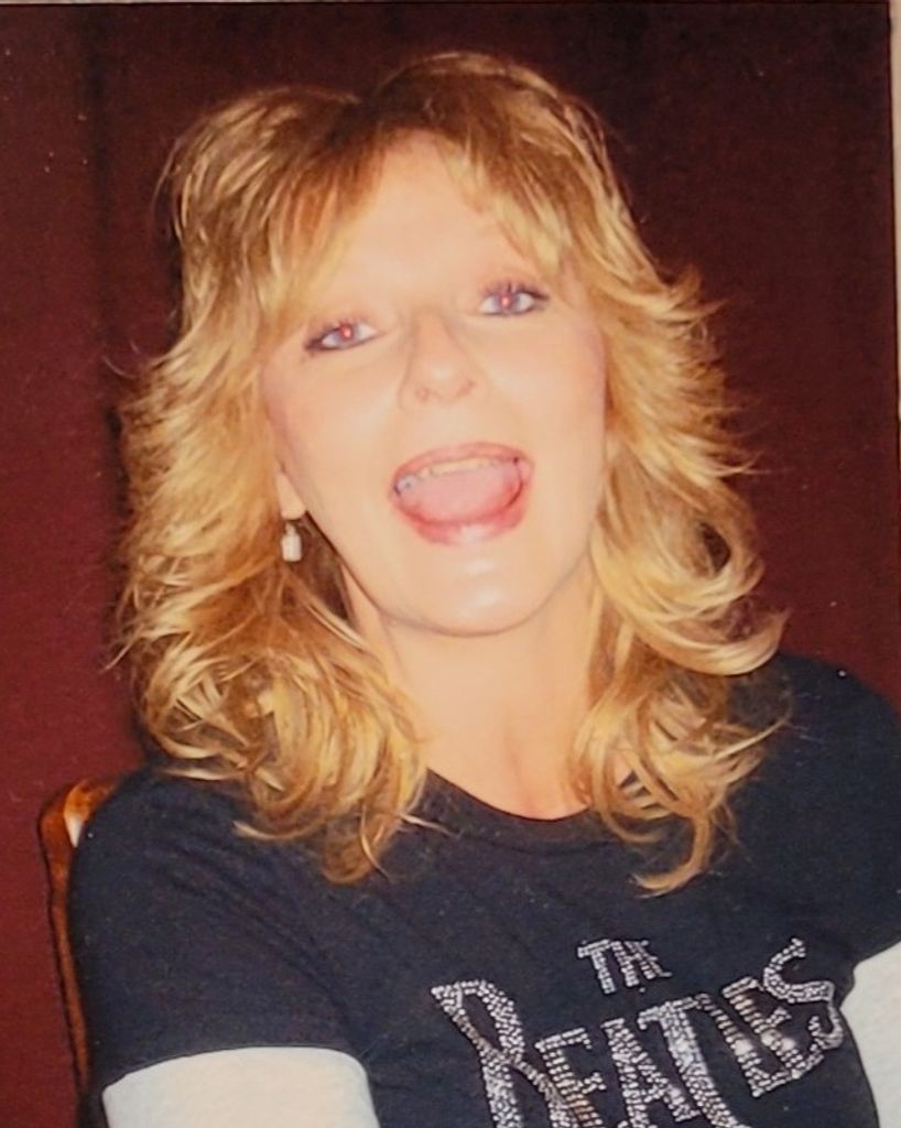Teresa "Tess" Thompson
