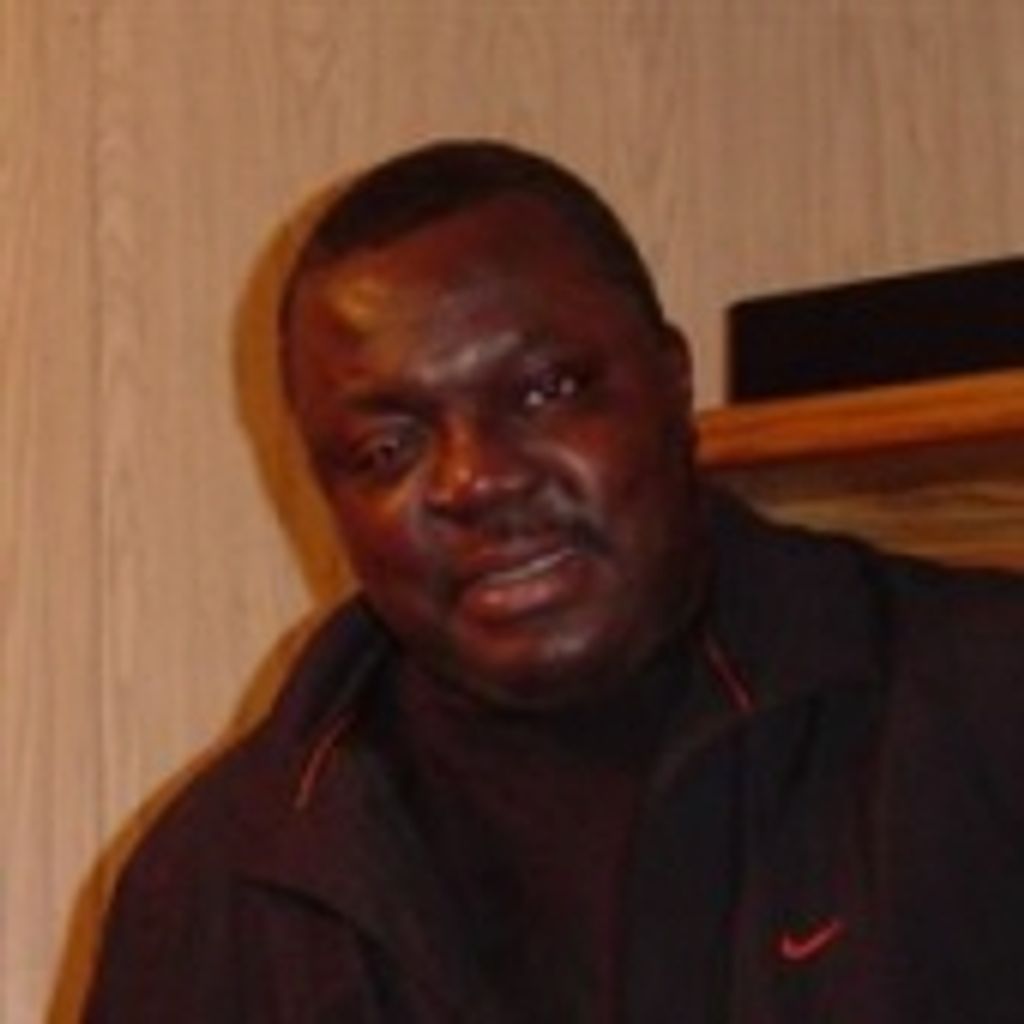 Christopher  T. Thomas