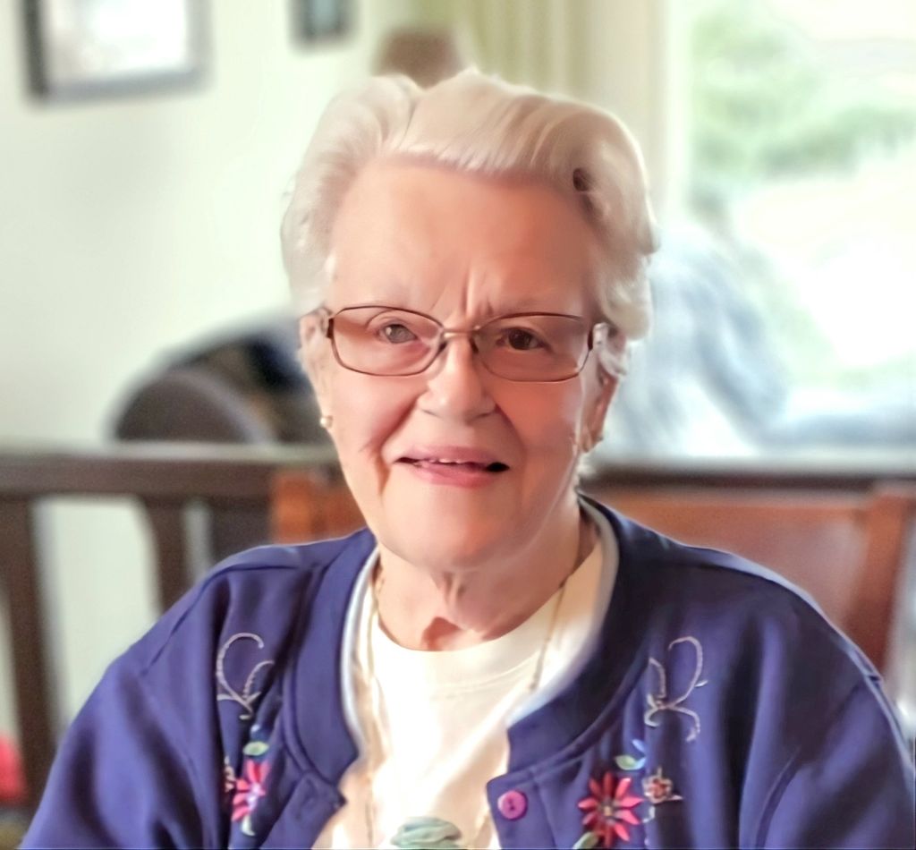 Mae D. Lavoie (Nee Guldbeck)