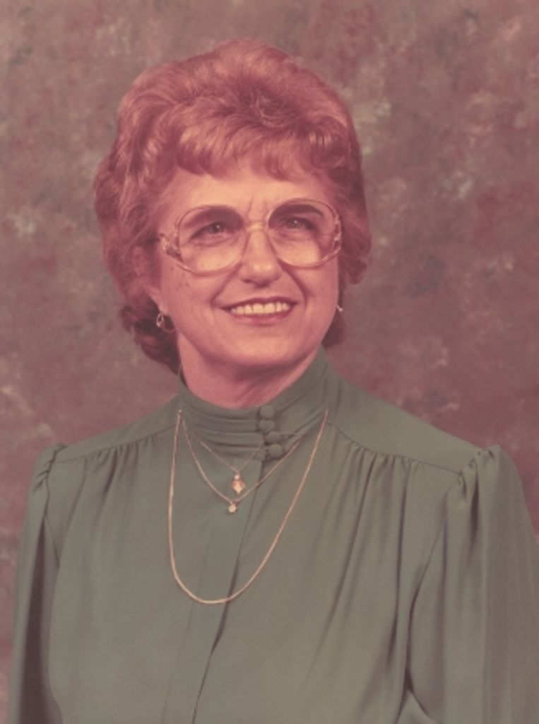 Inez Idora Domes Profile Photo