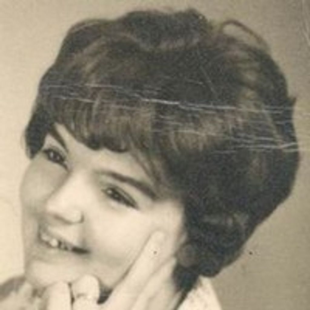 Carolyn Pitts