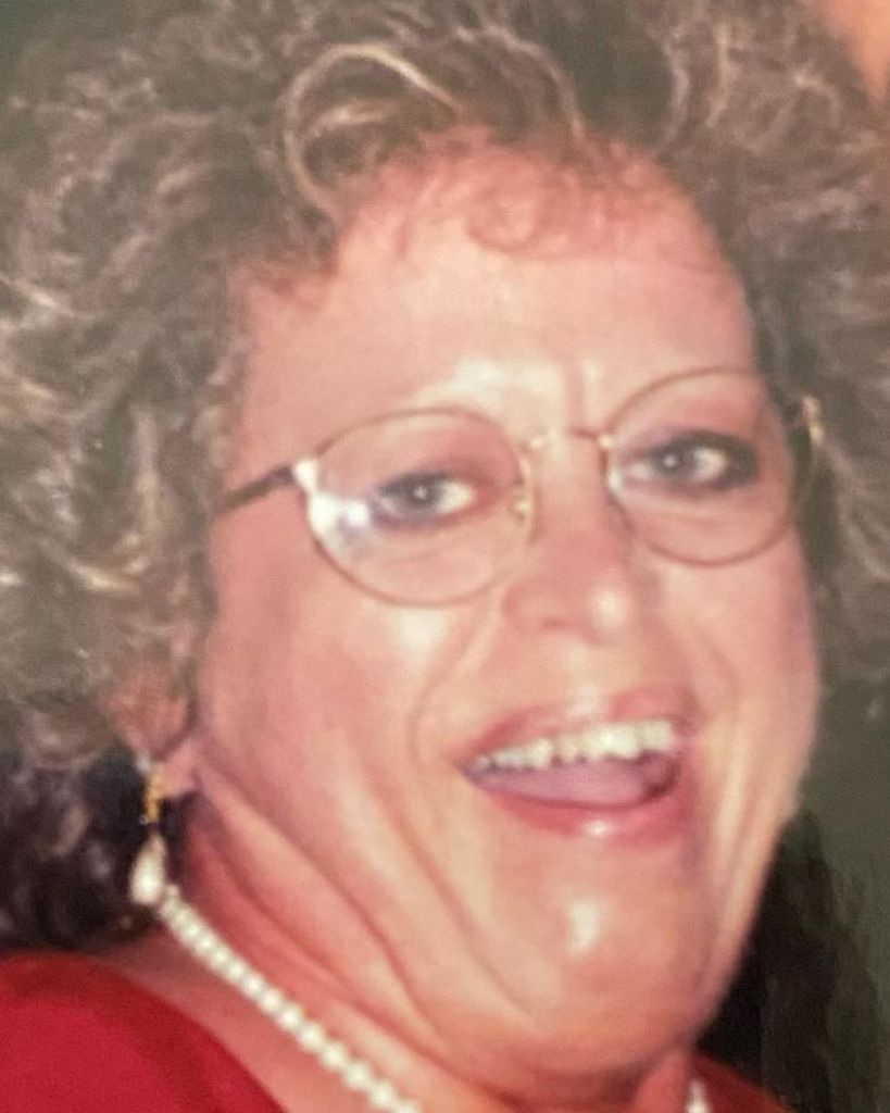 Lynnelle Blank Profile Photo