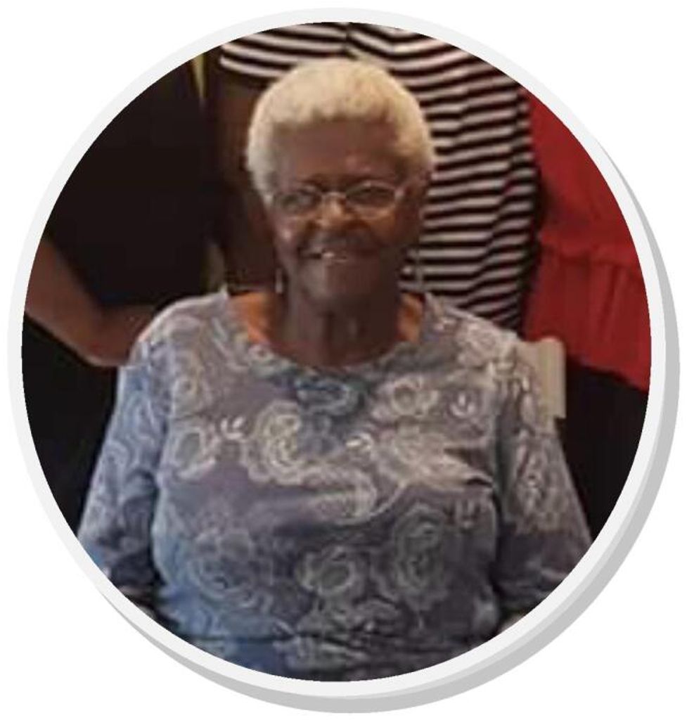 Mrs. Lucille (Dawson)  Liles