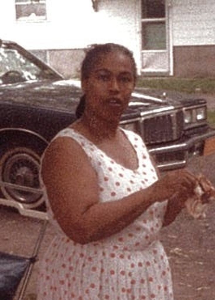 Charlie Mae McNeil Profile Photo