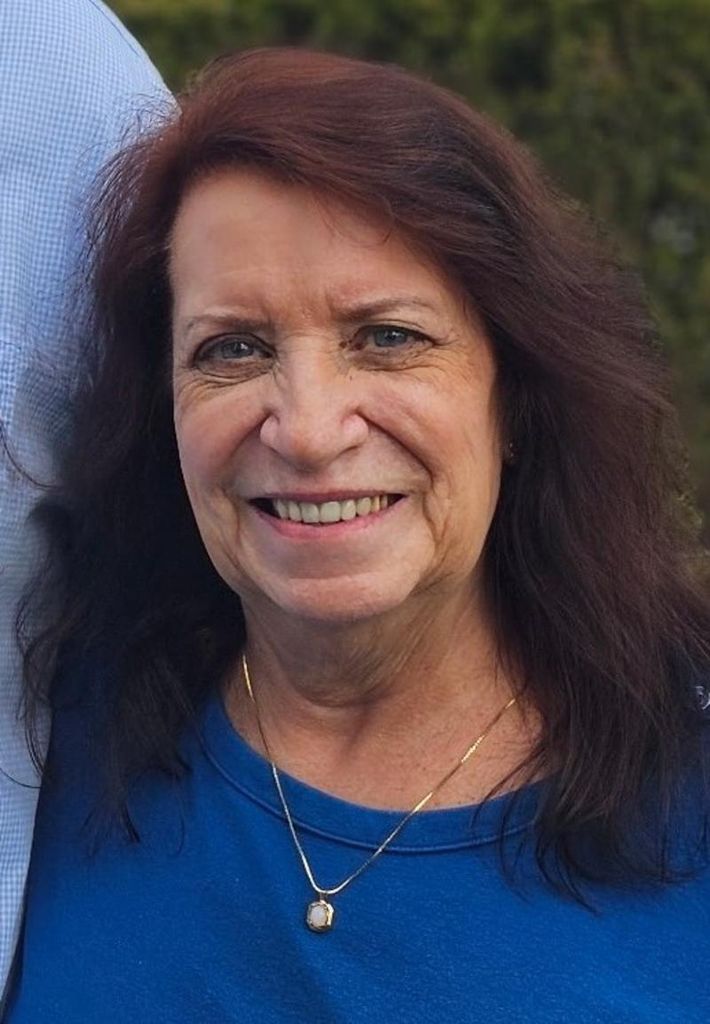 Carol Leetta Simmons (Nee Hopson) Profile Photo