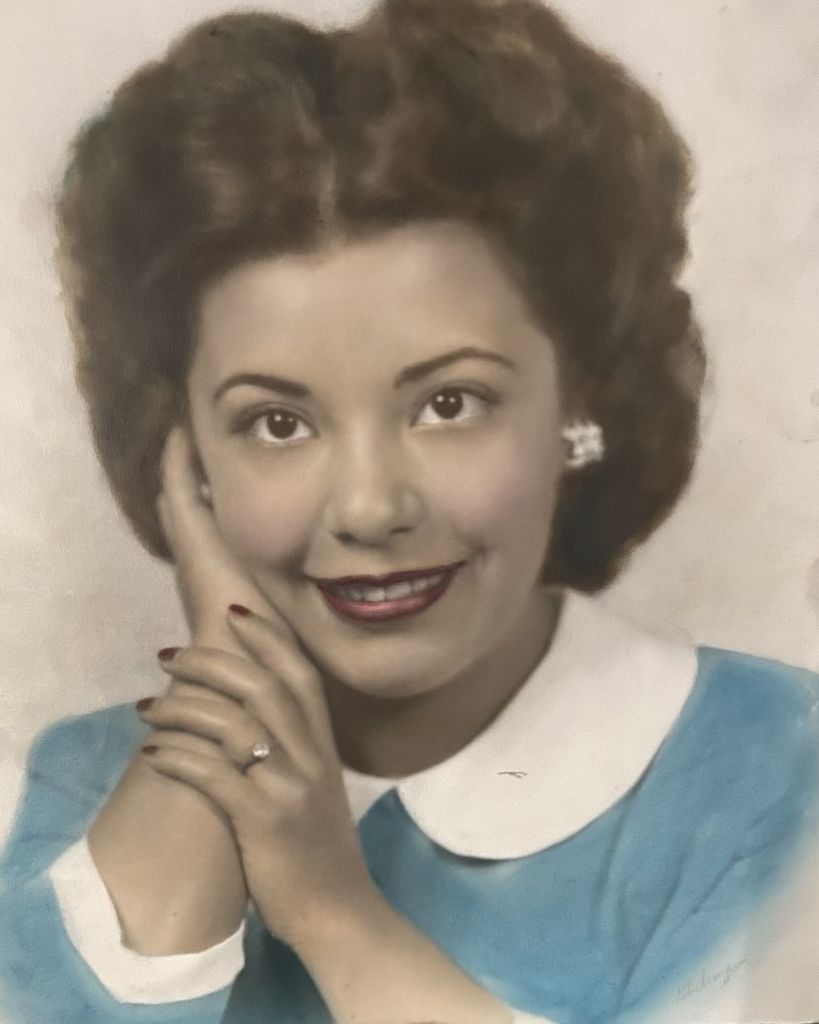 Rosemary Knecht Profile Photo