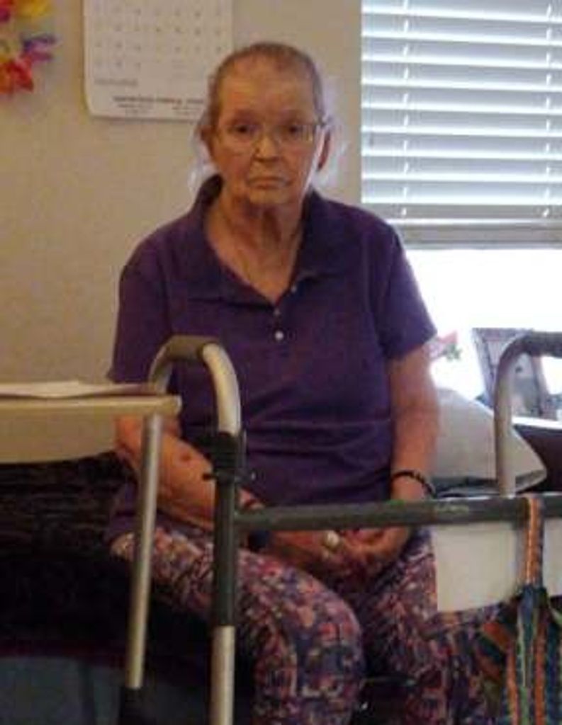 Carolyn Jean "Jeanie" Follrod