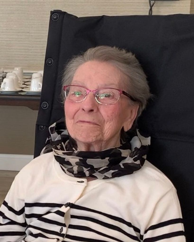 Ambrosina  daSilva Vitorino Profile Photo