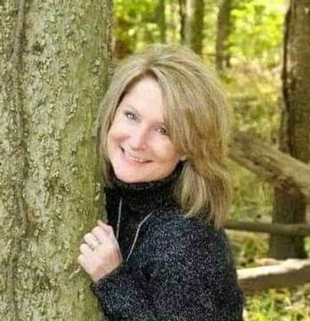 Lisa J. Brown Profile Photo