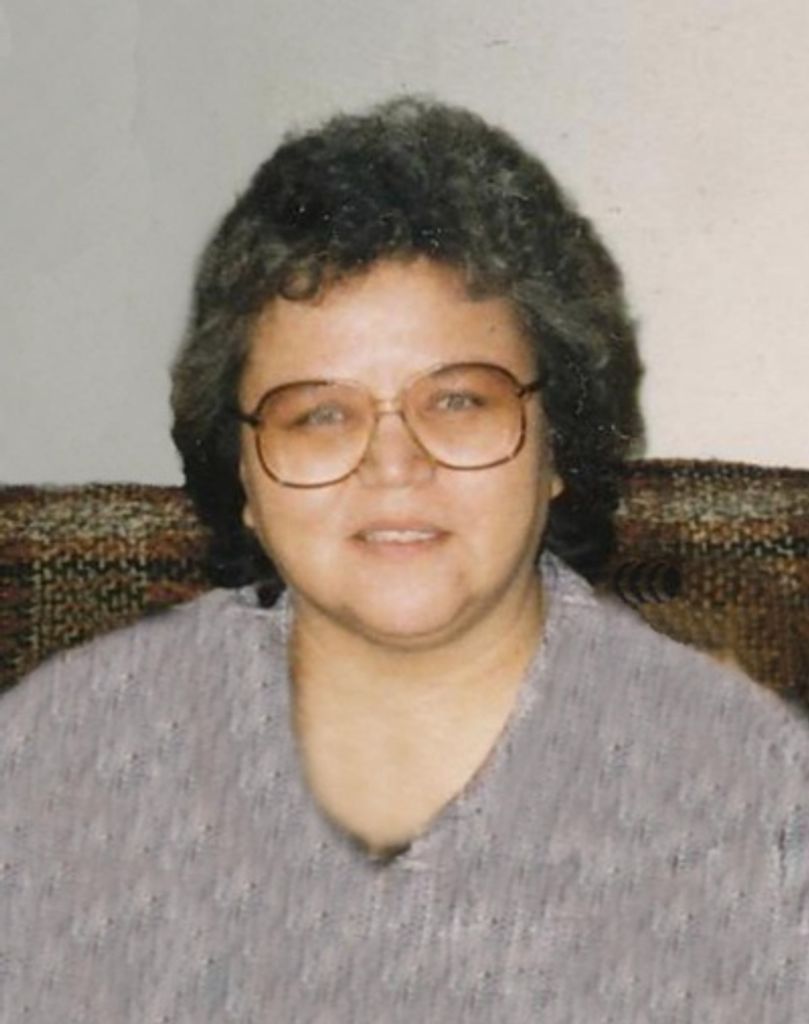 Linda Lenore Peterson