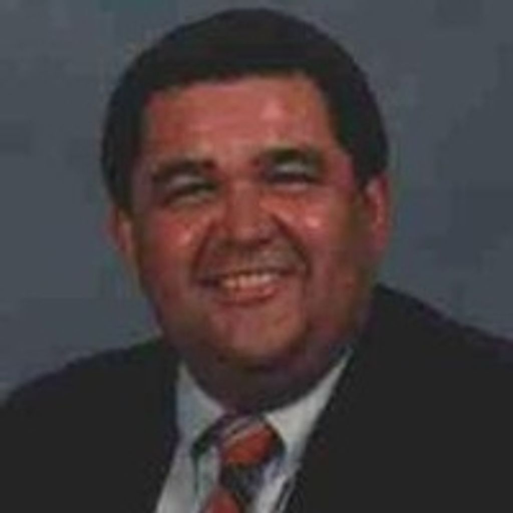 Robert 'Bob' Ochoa Moon