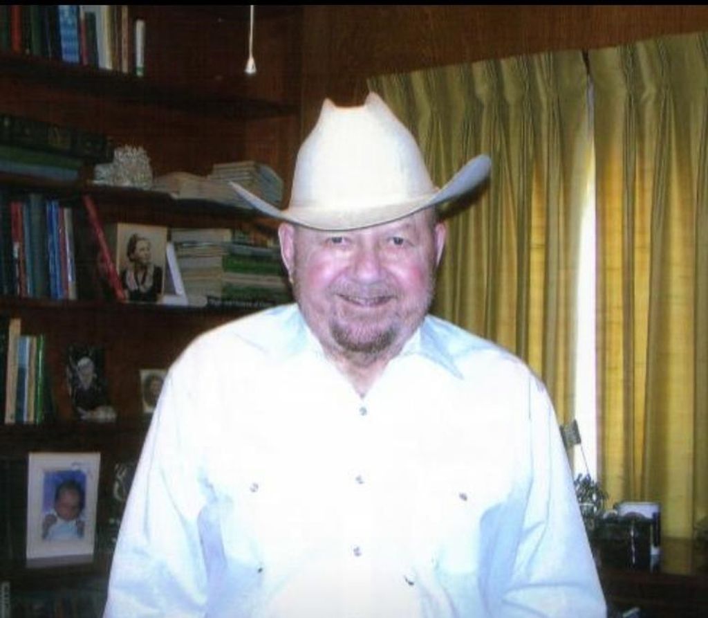 Robert August Goelzer, Jr. Profile Photo