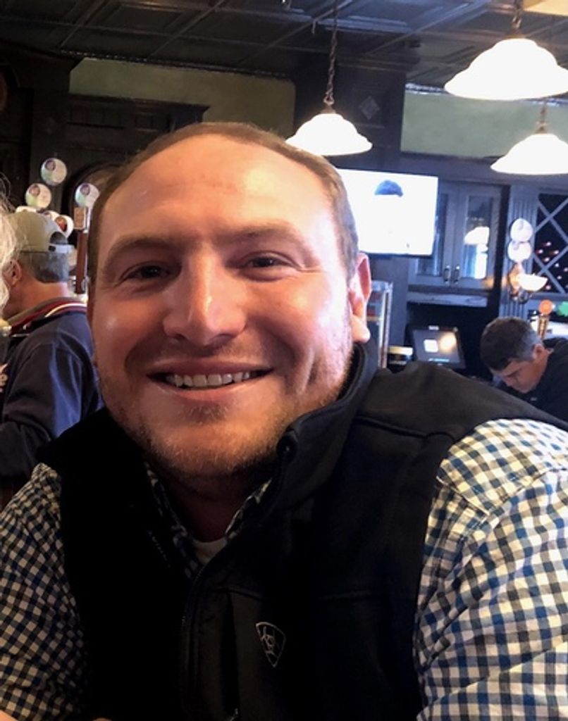 Derek Harlan Ross Profile Photo