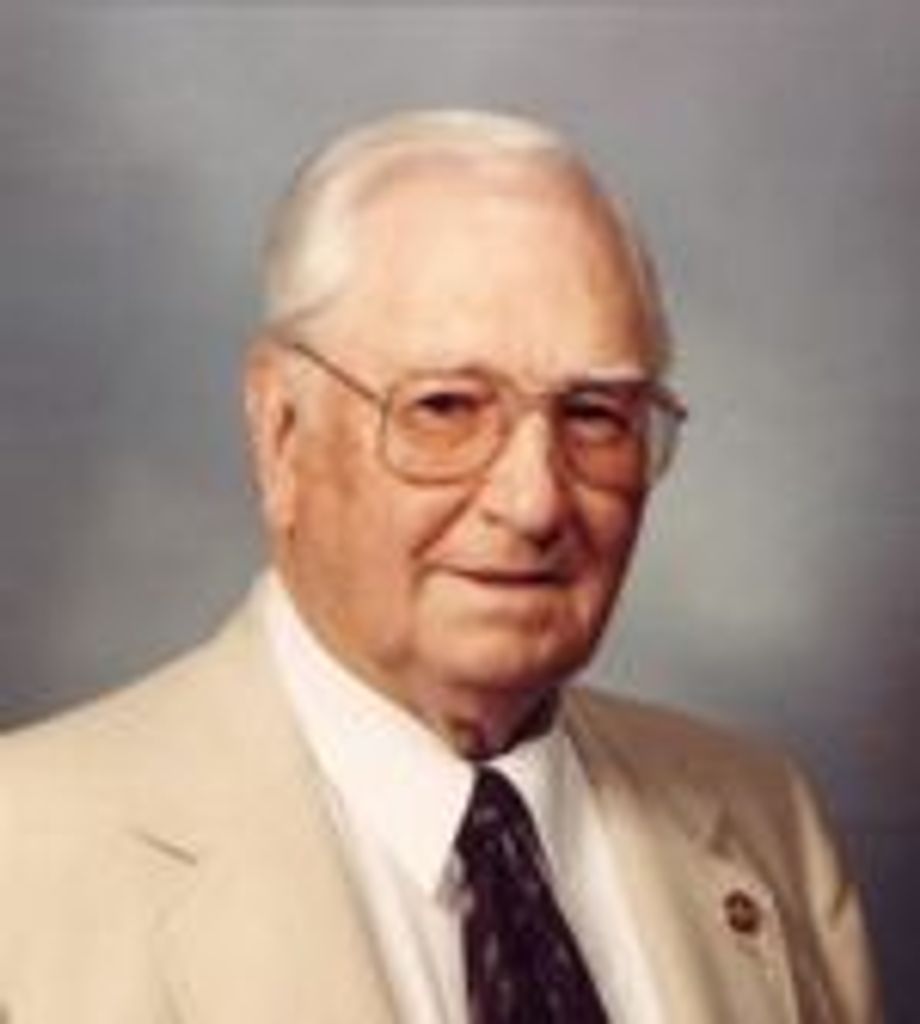 Lowell W. Walker,D.V.M.