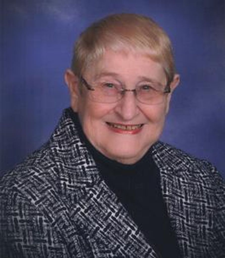 Elizabeth Jean Hermes (Kohout) Profile Photo