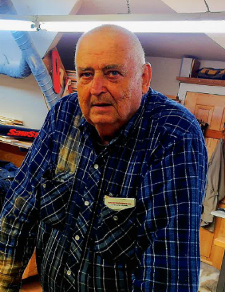 Donald Lyons